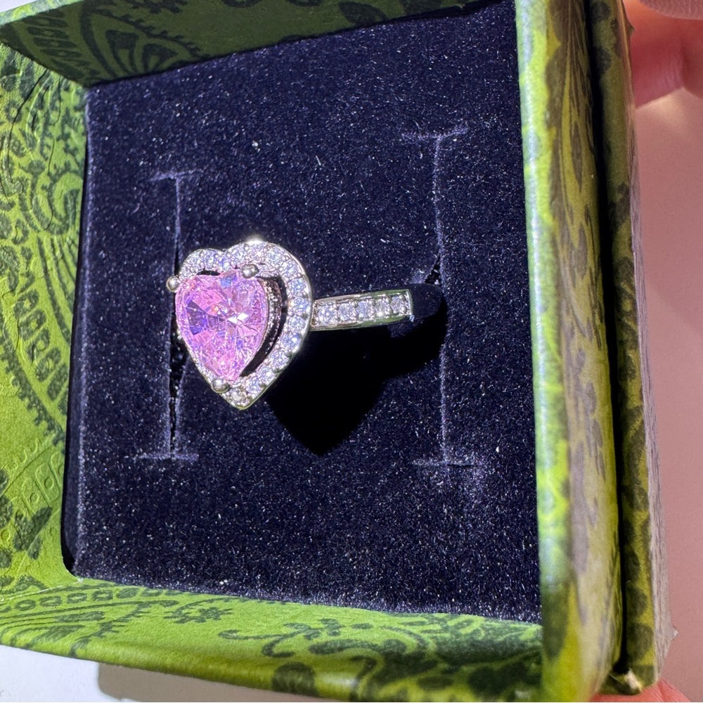 Heart-Shaped Pink Stone Silver Ring - Picture 3 of 4